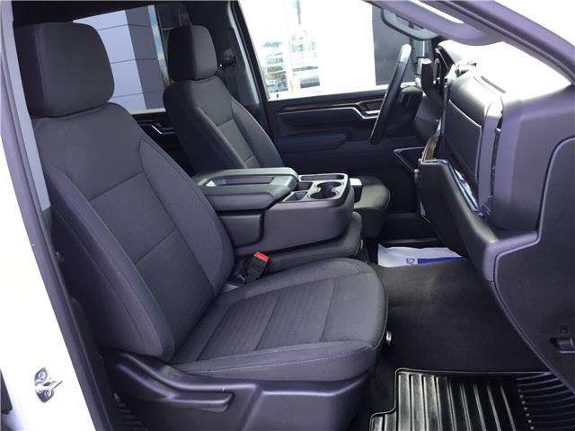 2025 Chevrolet SILVERADO K2500HD Lt (Stk: R0132) in Cornwall - Image 19 of 30