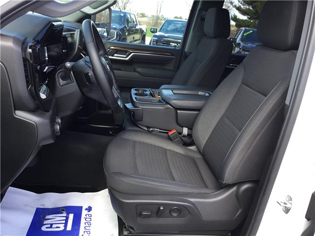 2025 Chevrolet SILVERADO K2500HD Lt (Stk: R0132) in Cornwall - Image 4 of 30