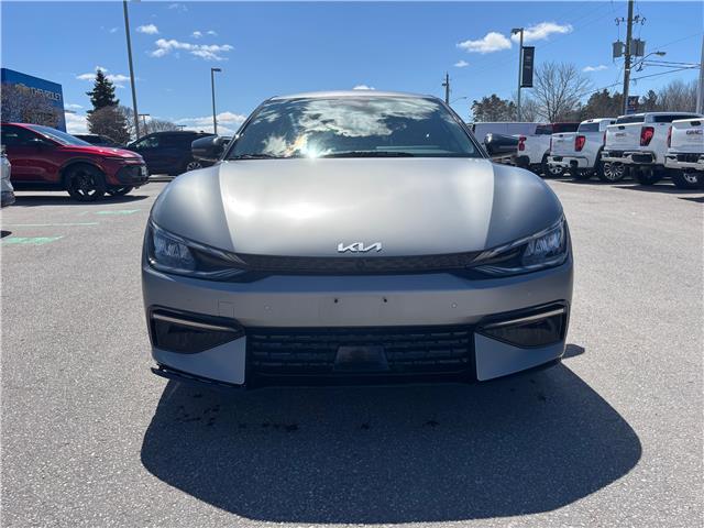 2022 Kia EV6 Long Range w/GT-Line Pkg 1 (Stk: U9116AA) in Uxbridge - Image 2 of 10