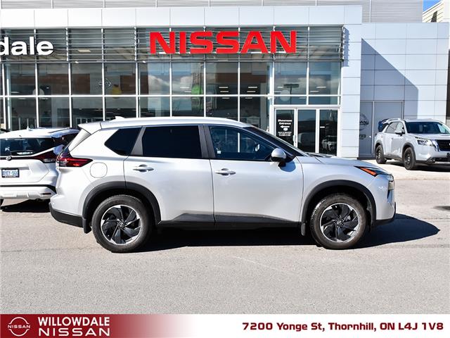 2025 Nissan Rogue SV Moonroof (Stk: C39883) in Thornhill - Image 5 of 27