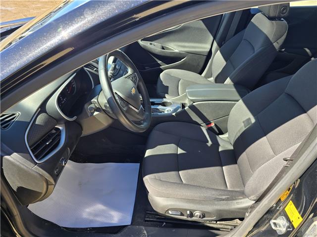 2023 Chevrolet Malibu 1LT in Saskatoon - Image 9 of 14