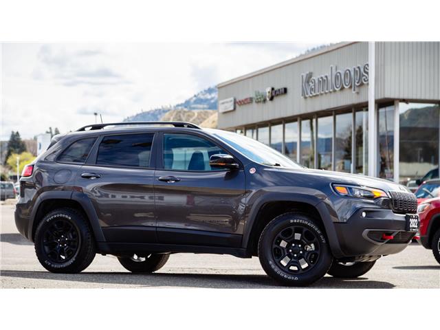 2022 Jeep Cherokee Trailhawk (Stk: TS157A) in Kamloops - Image 1 of 23