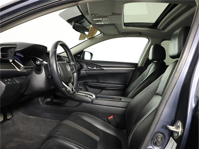 2020 Honda Civic Touring (Stk: A20925) in Calgary - Image 12 of 18