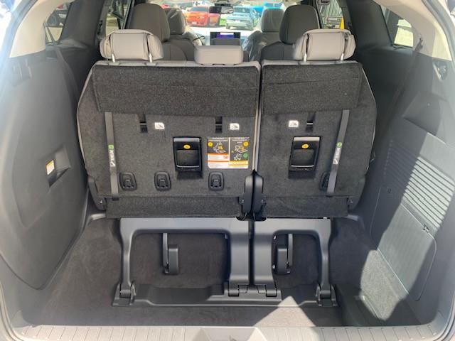 2026 Toyota Sienna LE 8-Passenger (Stk: TC123) in Cobourg - Image 6 of 12