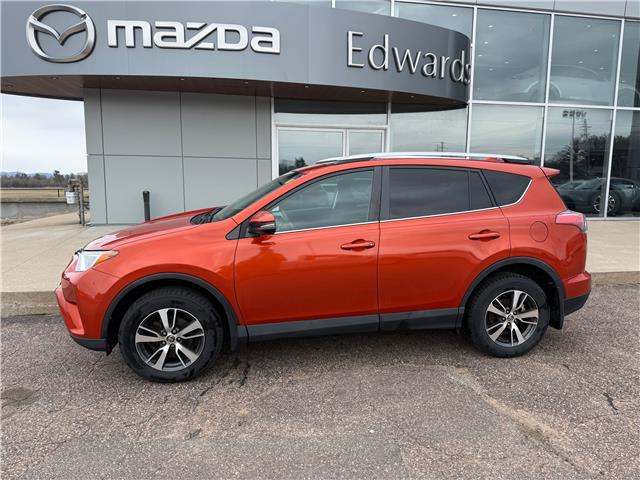 2016 Toyota RAV4 XLE (Stk: 24832) in Pembroke - Image 2 of 20 2016 Toyota RAV4 XLE (Stk: 24832) in Pembroke - Image 2 of 20