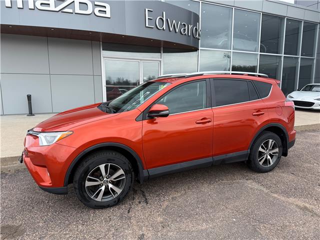 2016 Toyota RAV4 XLE (Stk: 24832) in Pembroke - Image 3 of 20 2016 Toyota RAV4 XLE (Stk: 24832) in Pembroke - Image 3 of 20