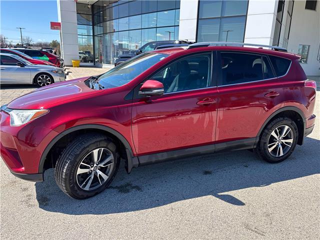 2018 Toyota RAV4 LE (Stk: 2604164) in Waterloo - Image 2 of 6 2018 Toyota RAV4 LE (Stk: 2604164) in Waterloo - Image 2 of 6