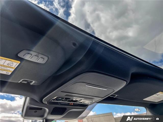 2025 Lincoln Navigator Reserve (Stk: 250679) in Hamilton - Image 16 of 20