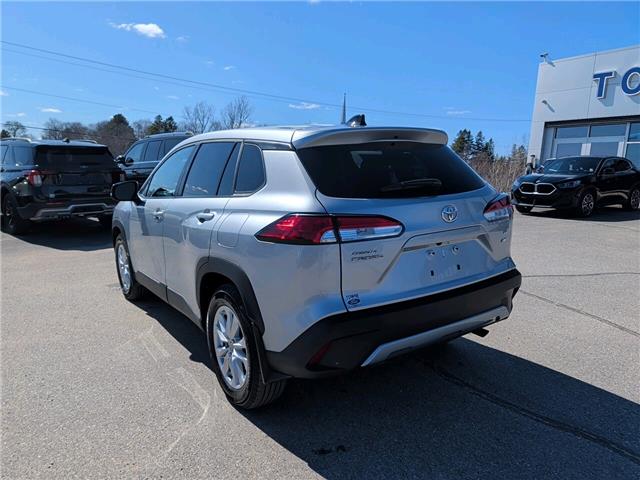 2025 Toyota Corolla Cross LE (Stk: 24359) in Miramichi - Image 3 of 12