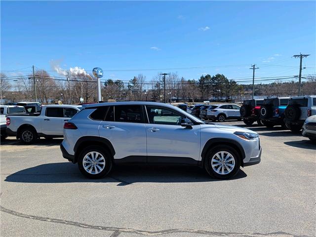 2025 Toyota Corolla Cross LE (Stk: 24359) in Miramichi - Image 6 of 12