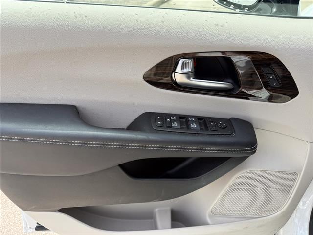 2024 Chrysler Pacifica Limited (Stk: U11146) in London - Image 22 of 30