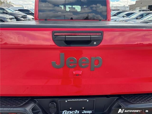 2021 Jeep Gladiator Mojave (Stk: 165913) in London - Image 9 of 26