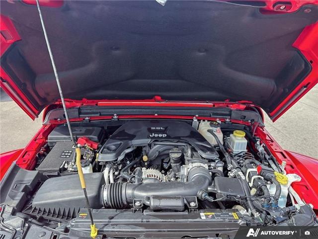 2021 Jeep Gladiator Mojave (Stk: 165913) in London - Image 10 of 26
