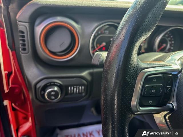 2021 Jeep Gladiator Mojave (Stk: 165913) in London - Image 17 of 26