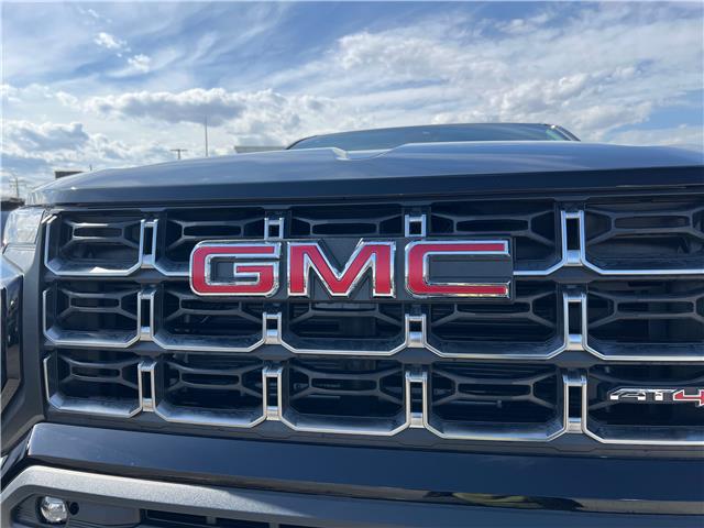 2026 GMC Canyon AT4 (Stk: T1166086) in Calgary - Image 10 of 22