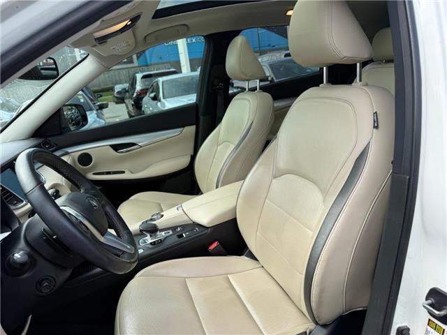 2020 Infiniti QX50 ESSENTIAL (Stk: UO3521) in Sarnia - Image 6 of 11