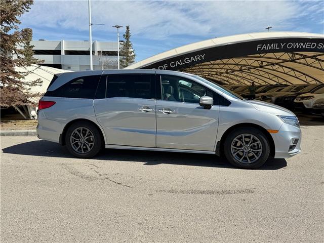 2019 Honda Odyssey Touring (Stk: 260564A) in Calgary - Image 2 of 18
