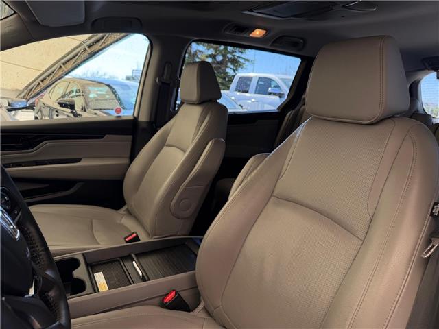 2019 Honda Odyssey Touring (Stk: 260564A) in Calgary - Image 6 of 18