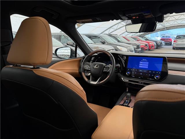 2024 Lexus RX 350h Base (Stk: 260485A) in Calgary - Image 17 of 18
