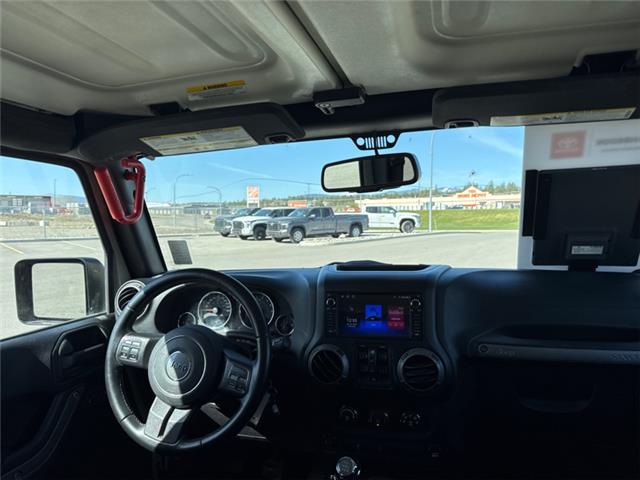 2017 Jeep Wrangler Unlimited Sport (Stk: T116222A) in Cranbrook - Image 10 of 19