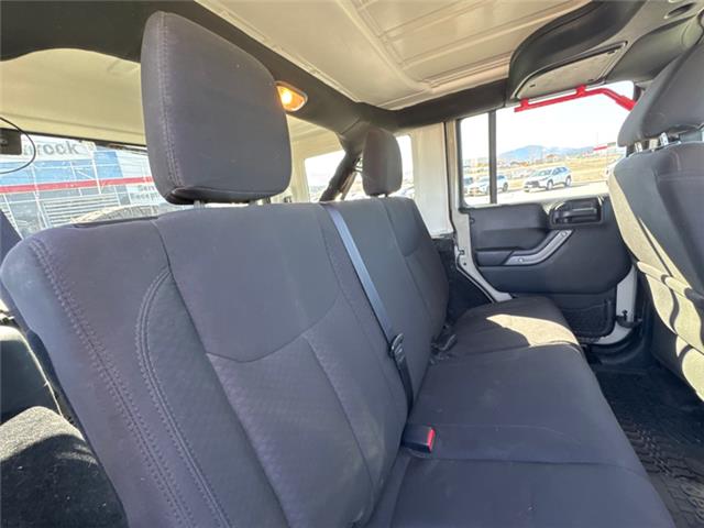 2017 Jeep Wrangler Unlimited Sport (Stk: T116222A) in Cranbrook - Image 12 of 19
