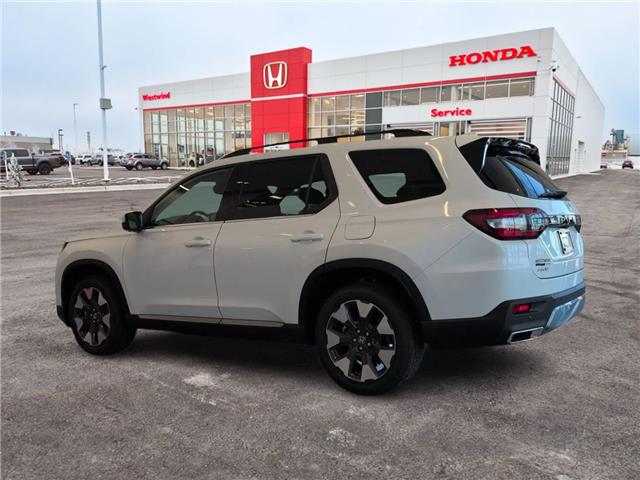 2026 Honda Pilot Touring (Stk: 4240) in Lethbridge - Image 5 of 23