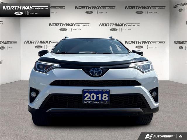 2018 Toyota RAV4 Hybrid SE (Stk: DR1052B) in Brantford - Image 2 of 22