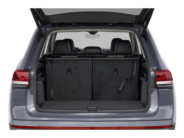 2025 Volkswagen Atlas 2.0 TSI Peak Edition (Stk: SU7759) in Calgary - Image 8 of 12