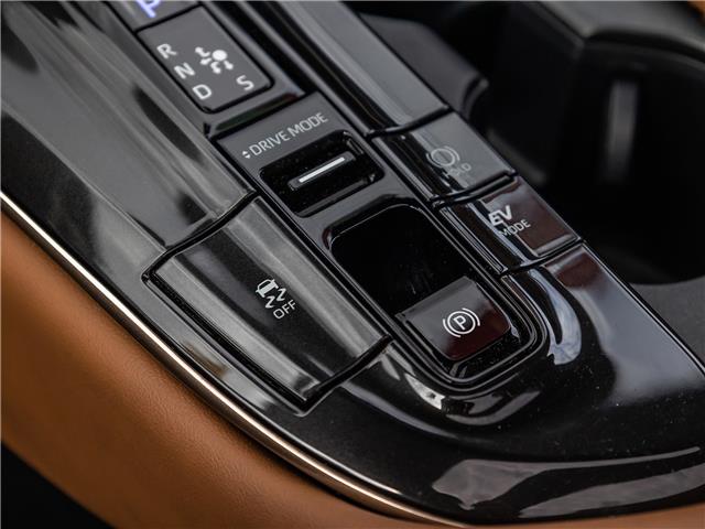 2025 Toyota Crown Signia Limited (Stk: 26-0589A) in Newmarket - Image 18 of 30