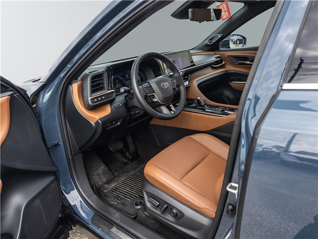 2025 Toyota Crown Signia Limited (Stk: 26-0589A) in Newmarket - Image 10 of 30