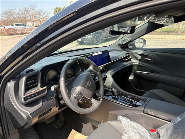2026 Toyota Crown Signia Limited (Stk: 26251) in Bowmanville - Image 6 of 7