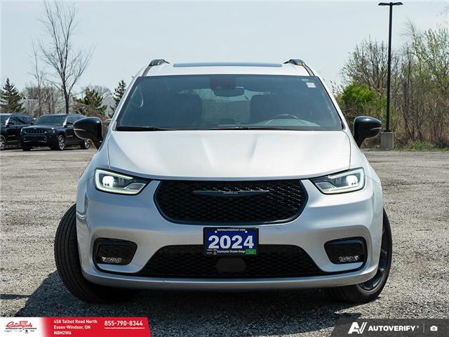 2024 Chrysler Pacifica Limited (Stk: 62634) in Essex-Windsor - Image 2 of 30