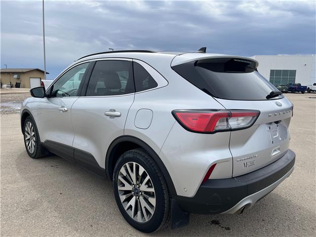 2020 Ford Escape Titanium Hybrid (Stk: U00205) in Hague - Image 6 of 13