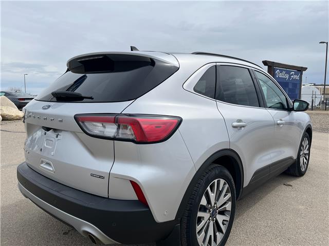 2020 Ford Escape Titanium Hybrid (Stk: U00205) in Hague - Image 8 of 13