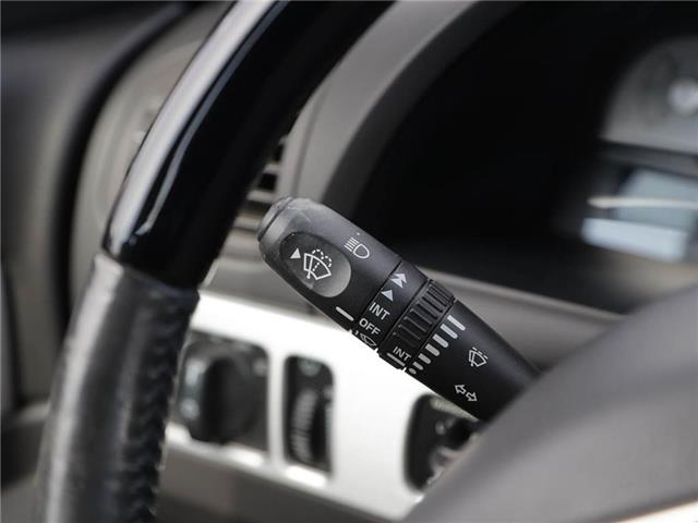 2002 Ford Thunderbird Standard (Stk: 133934) in London - Image 16 of 26 2002 Ford Thunderbird Standard (Stk: 133934) in London - Image 16 of 26