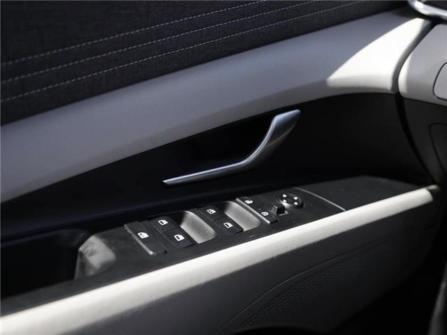 2022 Hyundai Elantra Ultimate Tech w/Two-Tone Interior (Stk: 134001) in London - Image 17 of 26