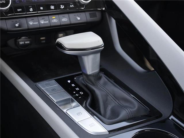 2022 Hyundai Elantra Ultimate Tech w/Two-Tone Interior (Stk: 134001) in London - Image 19 of 26