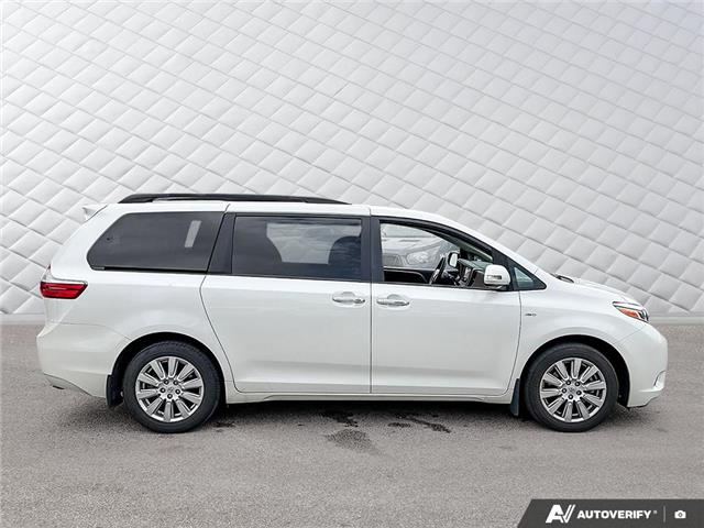 2017 Toyota Sienna  (Stk: T78218) in Richmond - Image 3 of 25
