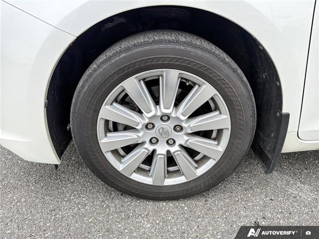 2017 Toyota Sienna  (Stk: T78218) in Richmond - Image 6 of 25