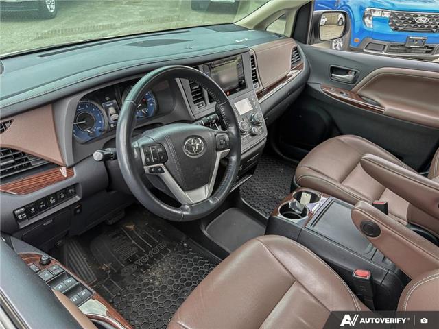 2017 Toyota Sienna  (Stk: T78218) in Richmond - Image 13 of 25
