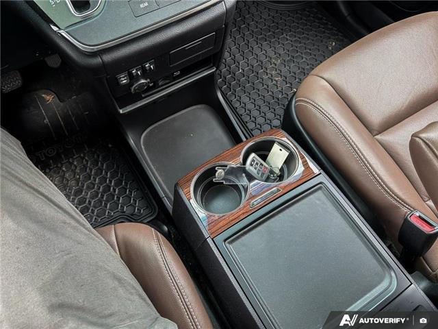 2017 Toyota Sienna  (Stk: T78218) in Richmond - Image 18 of 25
