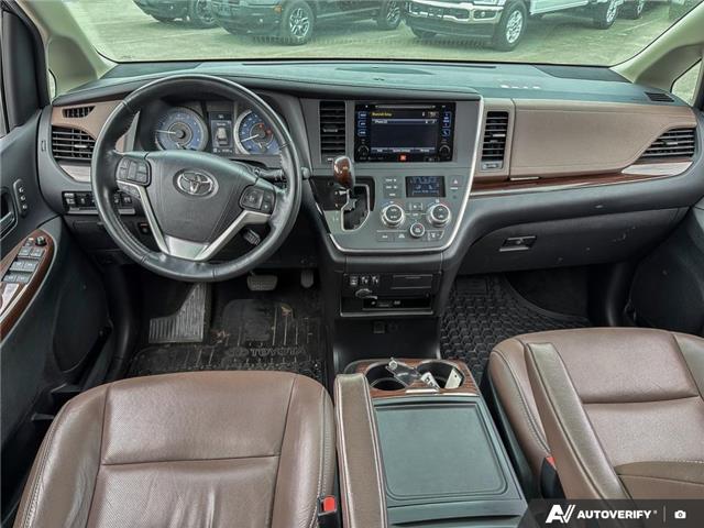 2017 Toyota Sienna  (Stk: T78218) in Richmond - Image 24 of 25