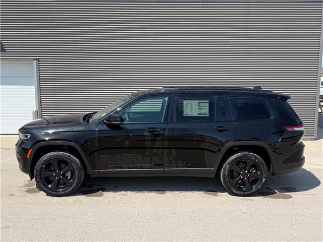 2025 Jeep Grand Cherokee L Laredo (Stk: 25571) in London - Image 3 of 28