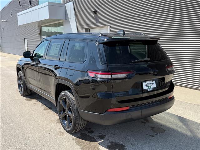2025 Jeep Grand Cherokee L Laredo (Stk: 25571) in London - Image 4 of 28