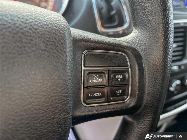 2016 Dodge Grand Caravan SE/SXT (Stk: 165954) in London - Image 16 of 26