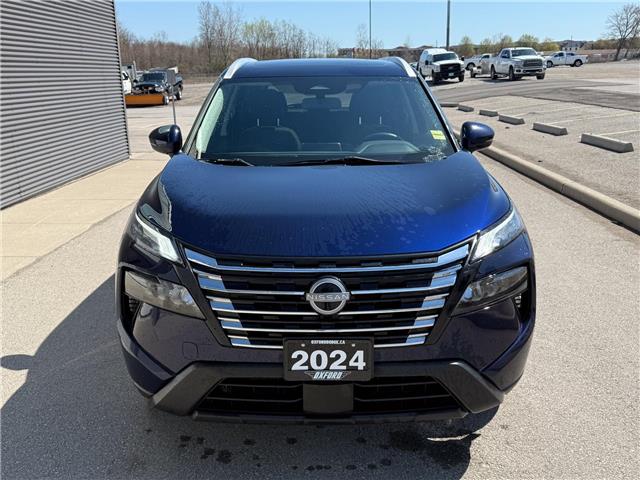 2024 Nissan Rogue SV Moonroof (Stk: U11150) in London - Image 2 of 26