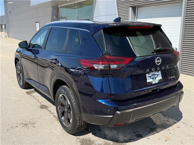 2024 Nissan Rogue SV Moonroof (Stk: U11150) in London - Image 4 of 26