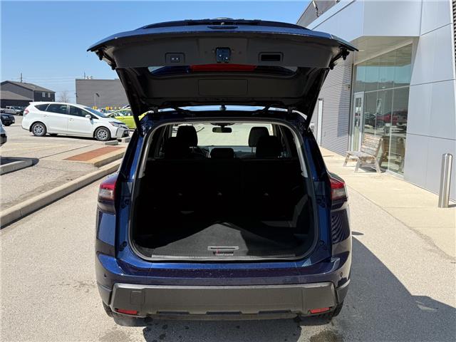 2024 Nissan Rogue SV Moonroof (Stk: U11150) in London - Image 6 of 26