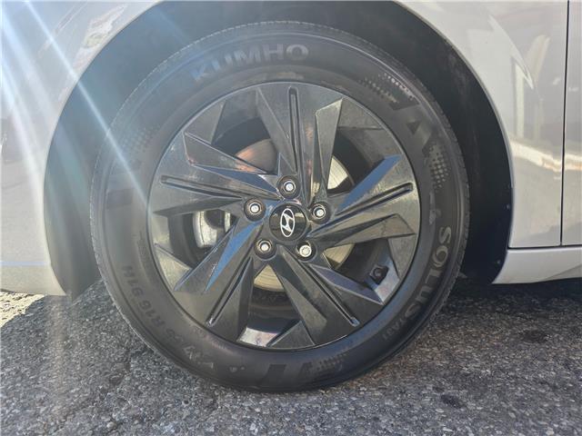 2023 Hyundai Elantra Preferred w/Tech Package (Stk: 2604146) in Waterloo - Image 10 of 26
