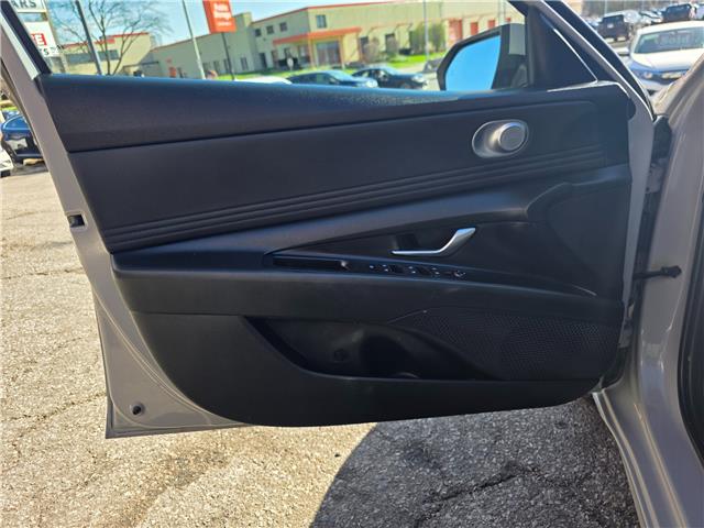 2023 Hyundai Elantra Preferred w/Tech Package (Stk: 2604146) in Waterloo - Image 11 of 26